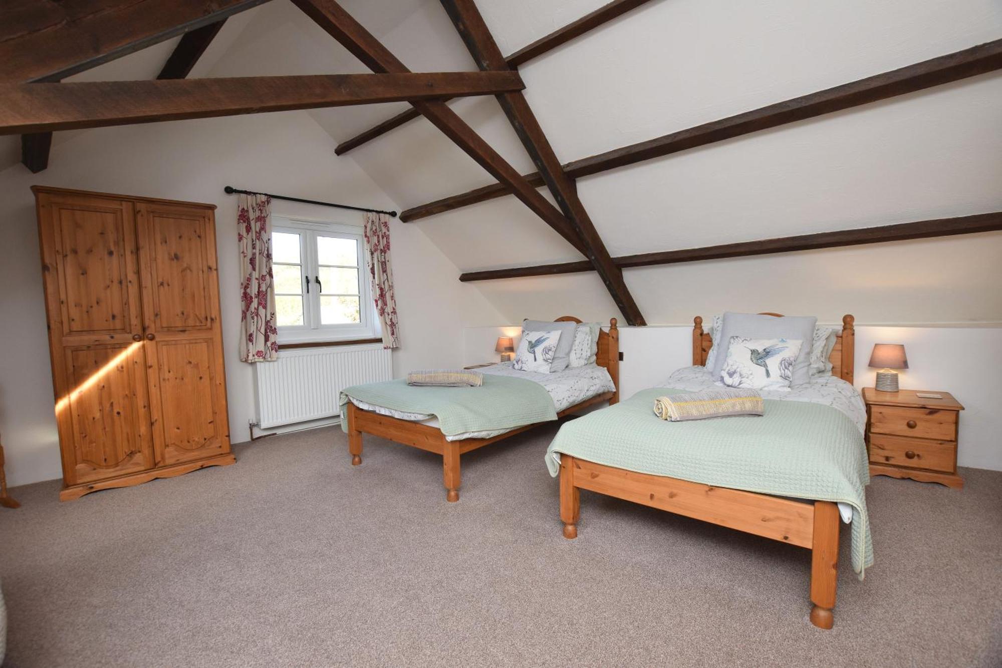 Award Winning Lower Whitsleigh Farm Cottage Roborough Extérieur photo